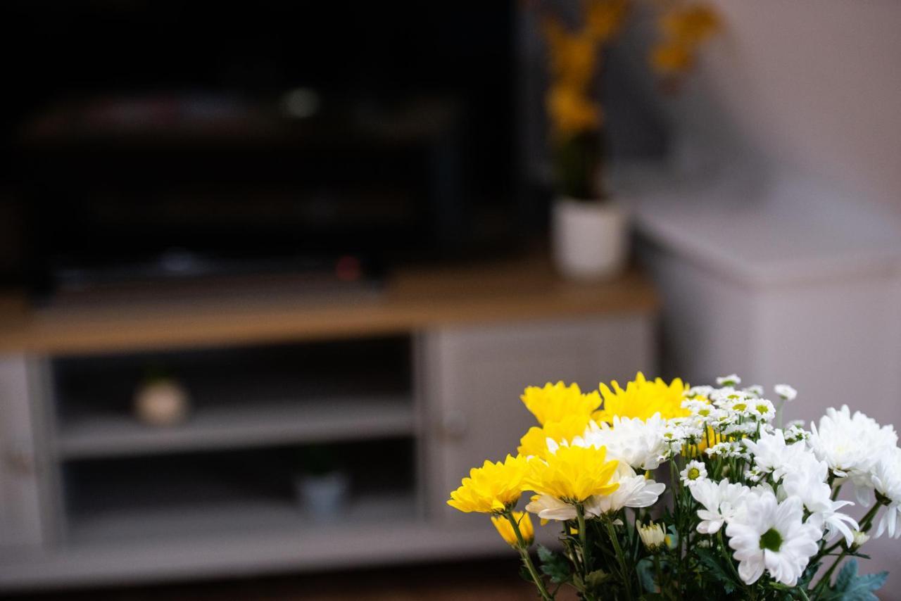 Stamford Central Stay - Stylish 2-Bed Apartment With Wifi מראה חיצוני תמונה